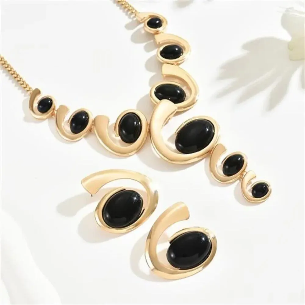 Golden Jewelry Set Kleo Black Boho Western Double Layered Chunky Vintage choker